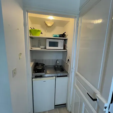 Le Castel Lily 2 - Hypercentre - Face Aux Parcs - Immeuble De Caractere * Vichy